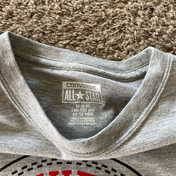 Converse all star Tshirt - Picture 2 of 2